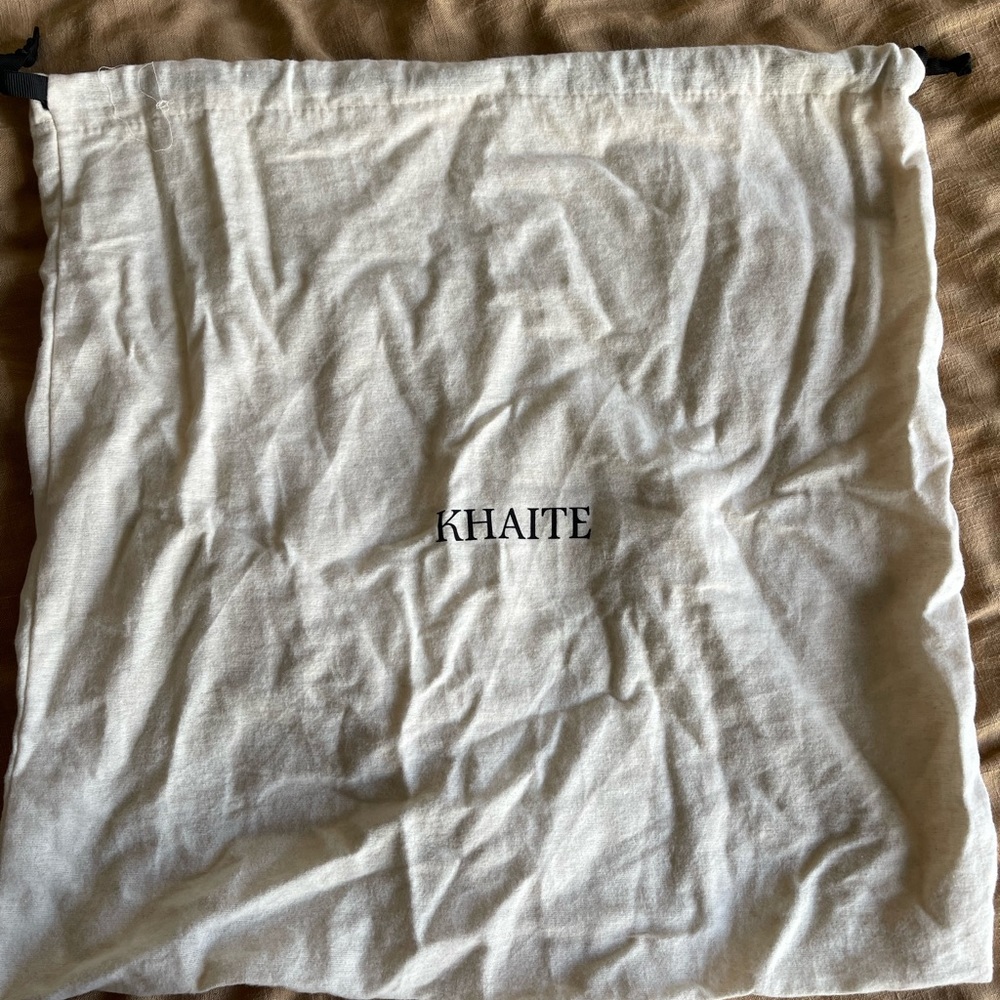 KHAITE Medium Lotus Tote in Grey Suede - Picture 16 of 16